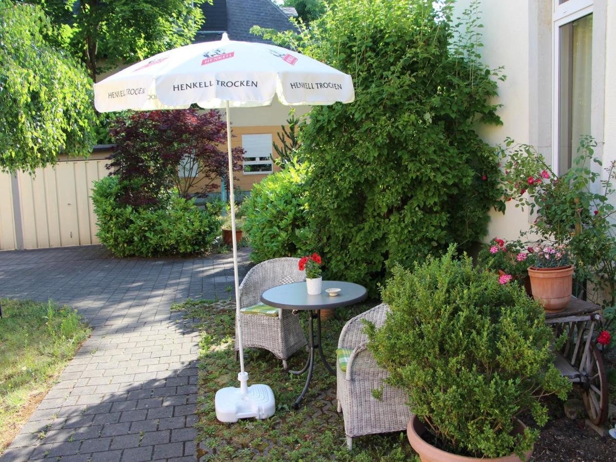 Apartments Und Zimmer Gaestehaus Matthias ドレスデン エクステリア 写真
