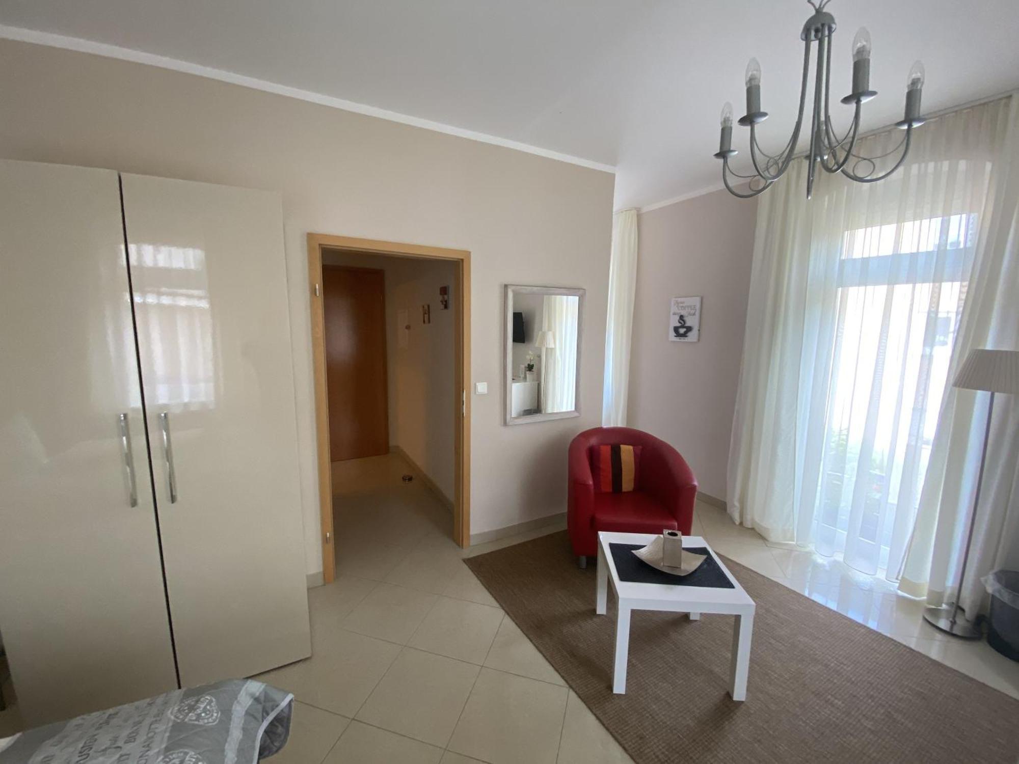 Apartments Und Zimmer Gaestehaus Matthias ドレスデン 部屋 写真